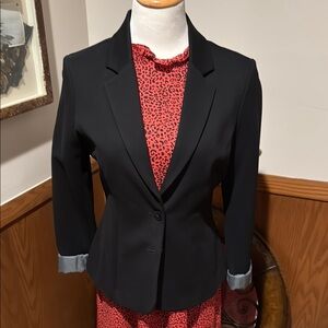 Versona Black Tailored Blazer with Notched Lapels
